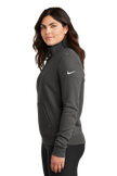Women's Club Fleece Sleeve Swoosh 1/2-Zip