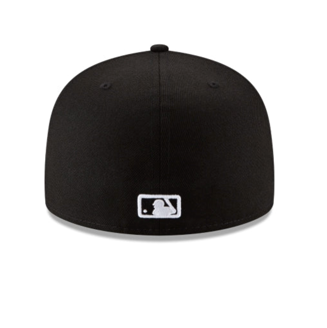 Chicago White Sox Black Outline 59FIFTY Fitted
